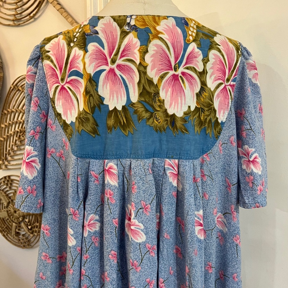 Vintage Hawaiian Floral Muumuu Maxi Dress Blue Pink Hibiscus House Dress XL - Picture 9 of 10